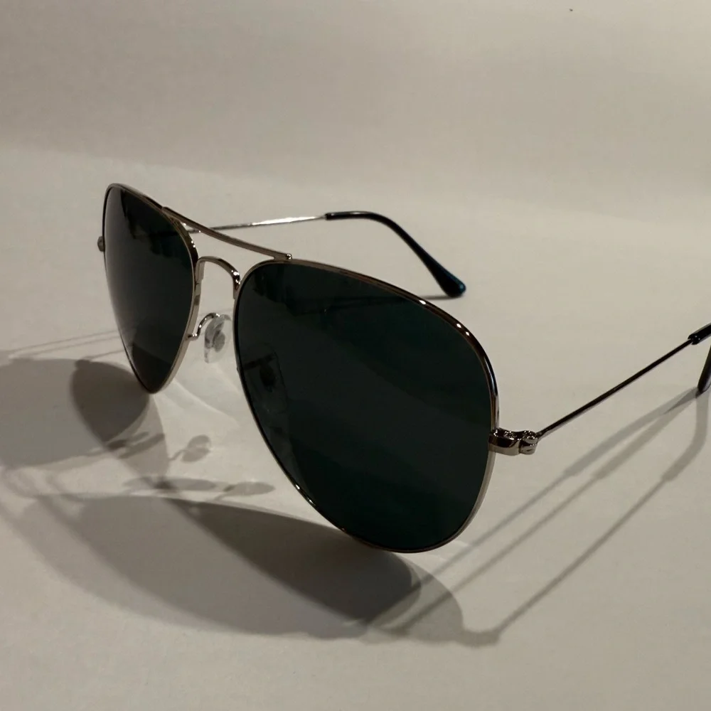 Ray-Ban Aviator Sunglasses RB3062 62mm. Silver Frame Unisex